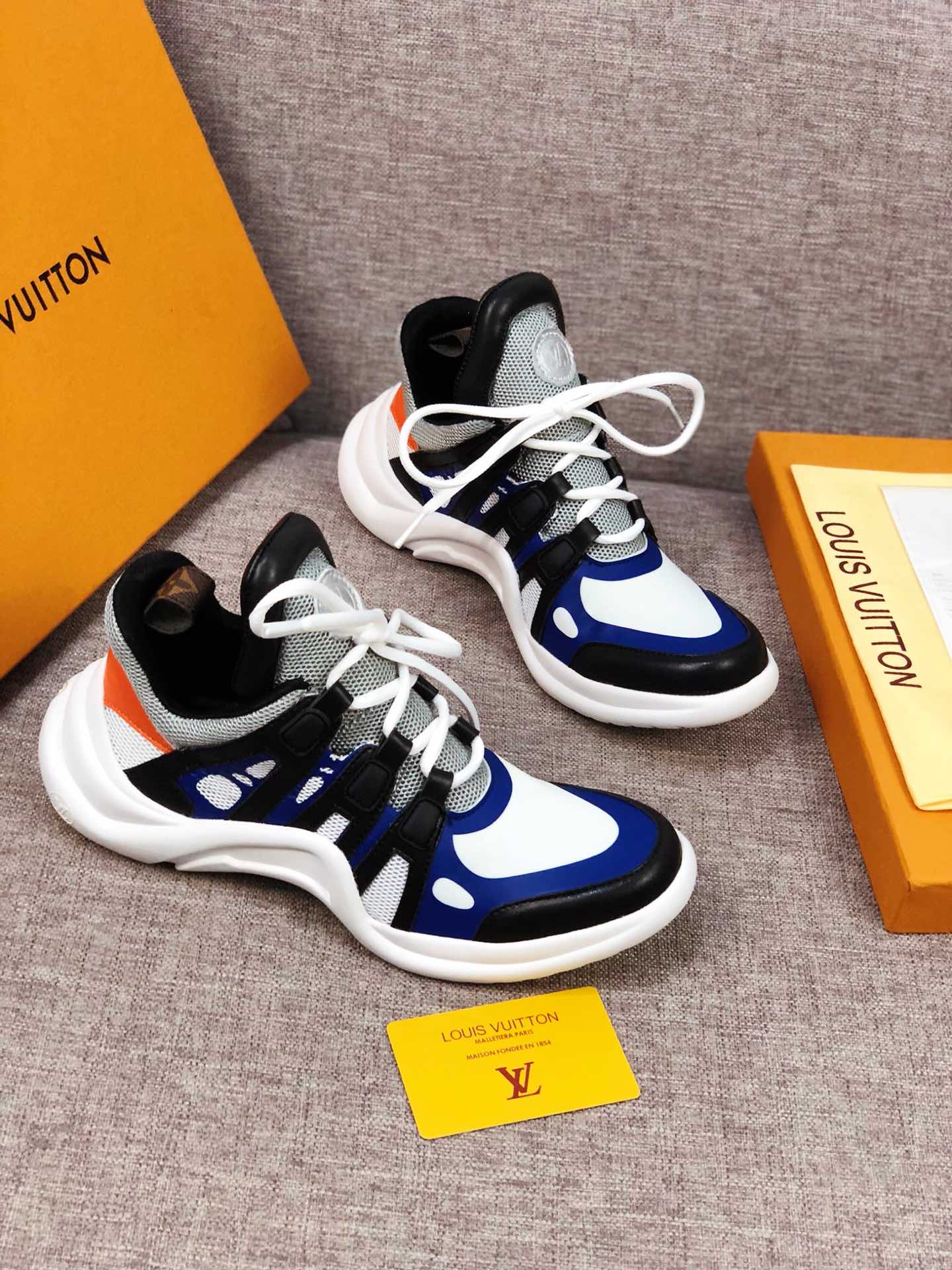Anum Bags LUV Archlight Blue White Black Sneaker