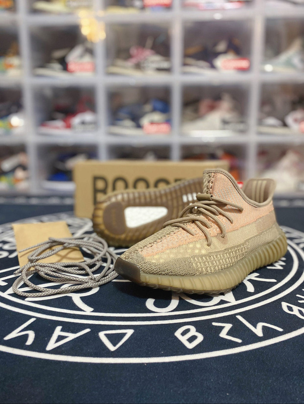Anum Bags Yzy 350 Dirty Orange Angel Sneaker