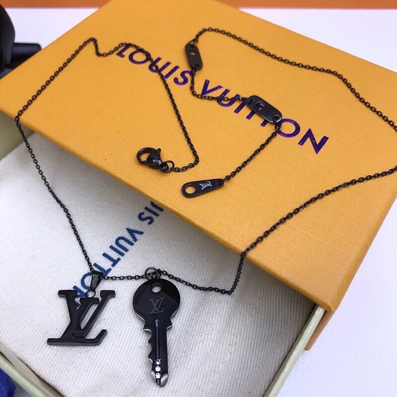 Anum Bags Necklace LUV020