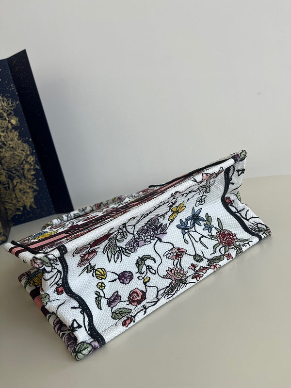 Anum Bags MV - Dir Bags - 093