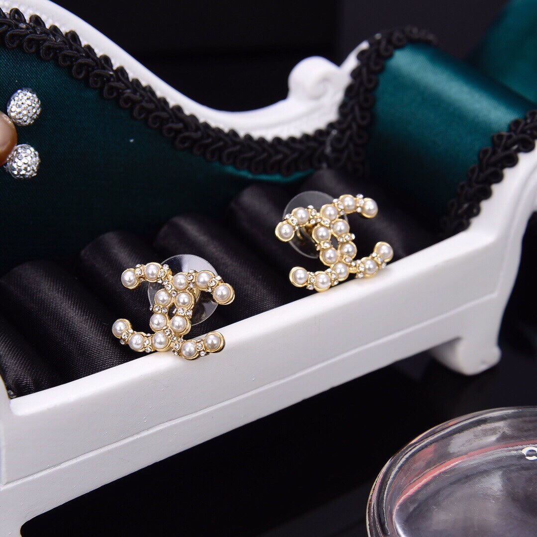 Anum Bags Earring CHL 001