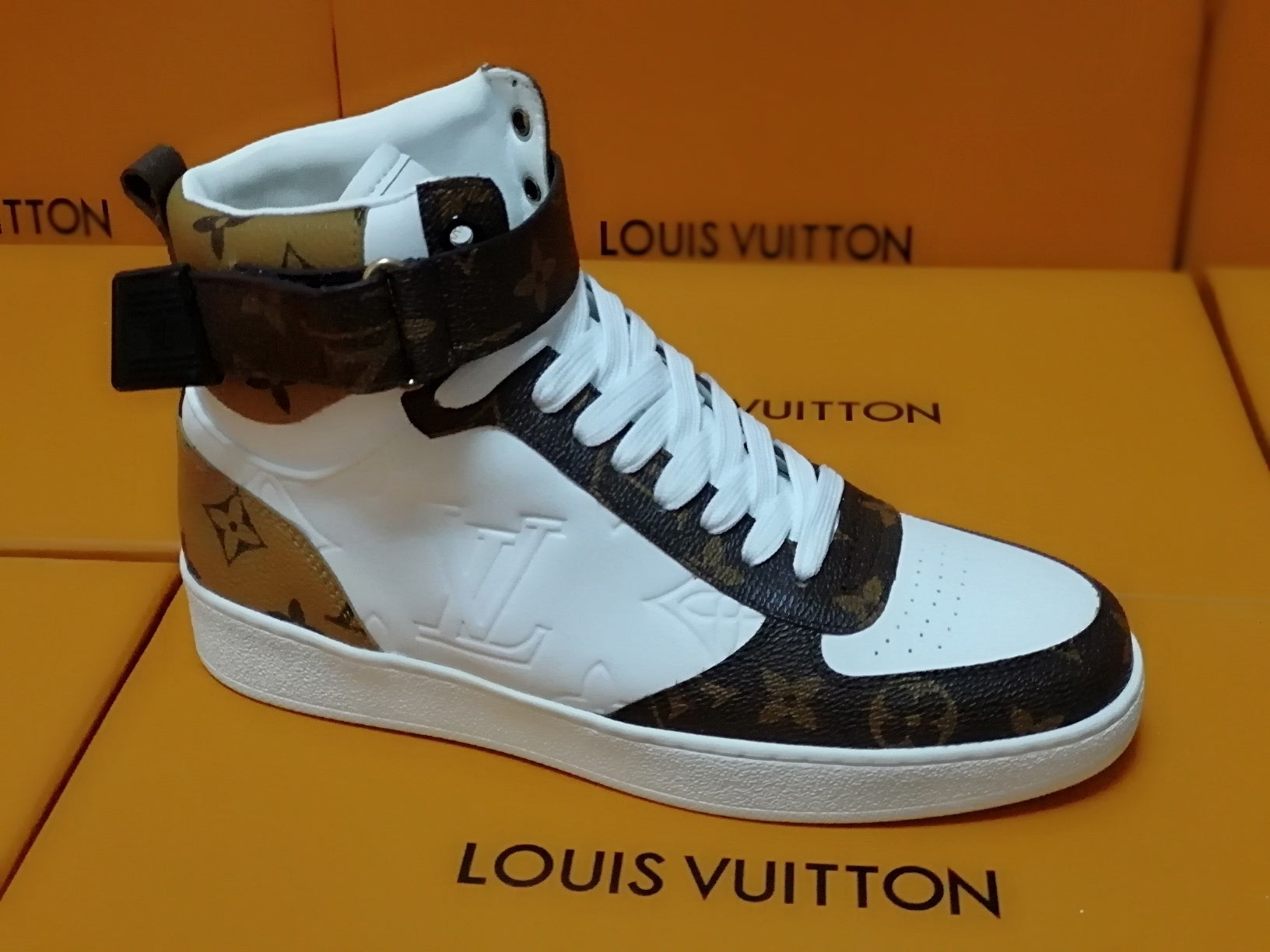 Anum Bags Luv Rivoli White Brown Sneaker