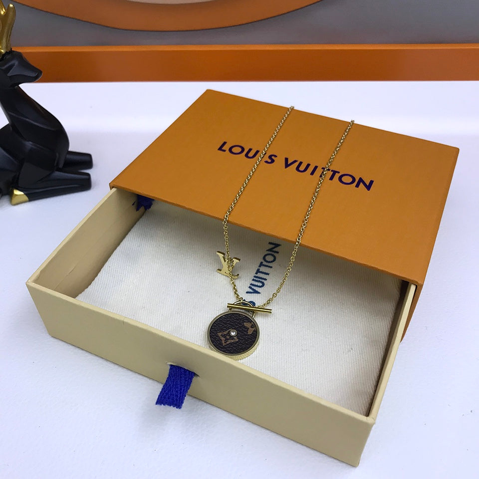 Anum Bags Necklace LUV012
