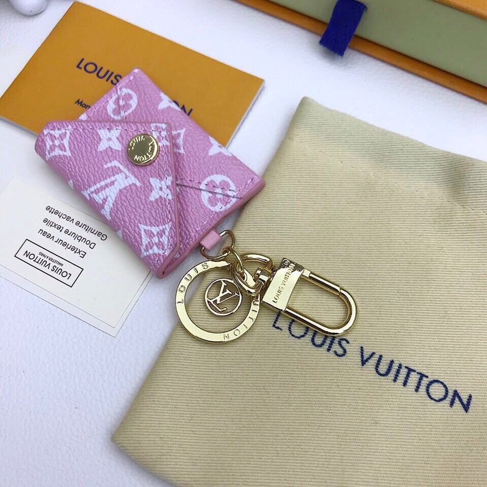 Anum Bags MO -Keychains LUV 068