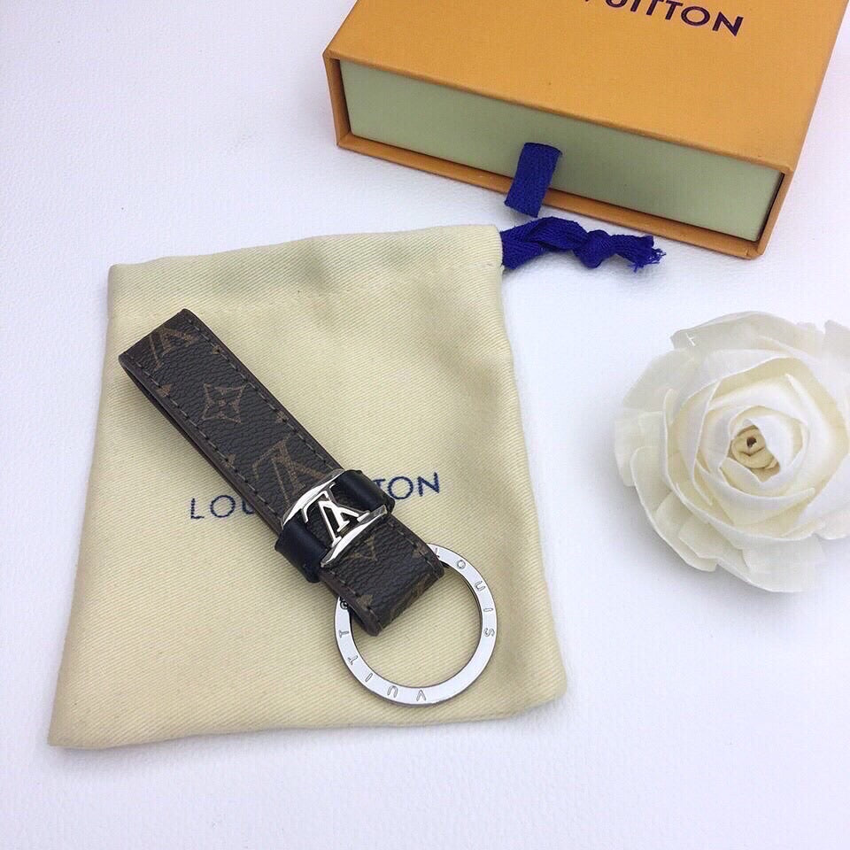 Anum Bags Keychains LUV 004