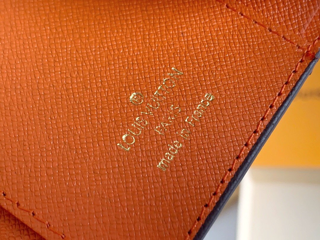 Ezyycart Bags Wallet LUV 113
