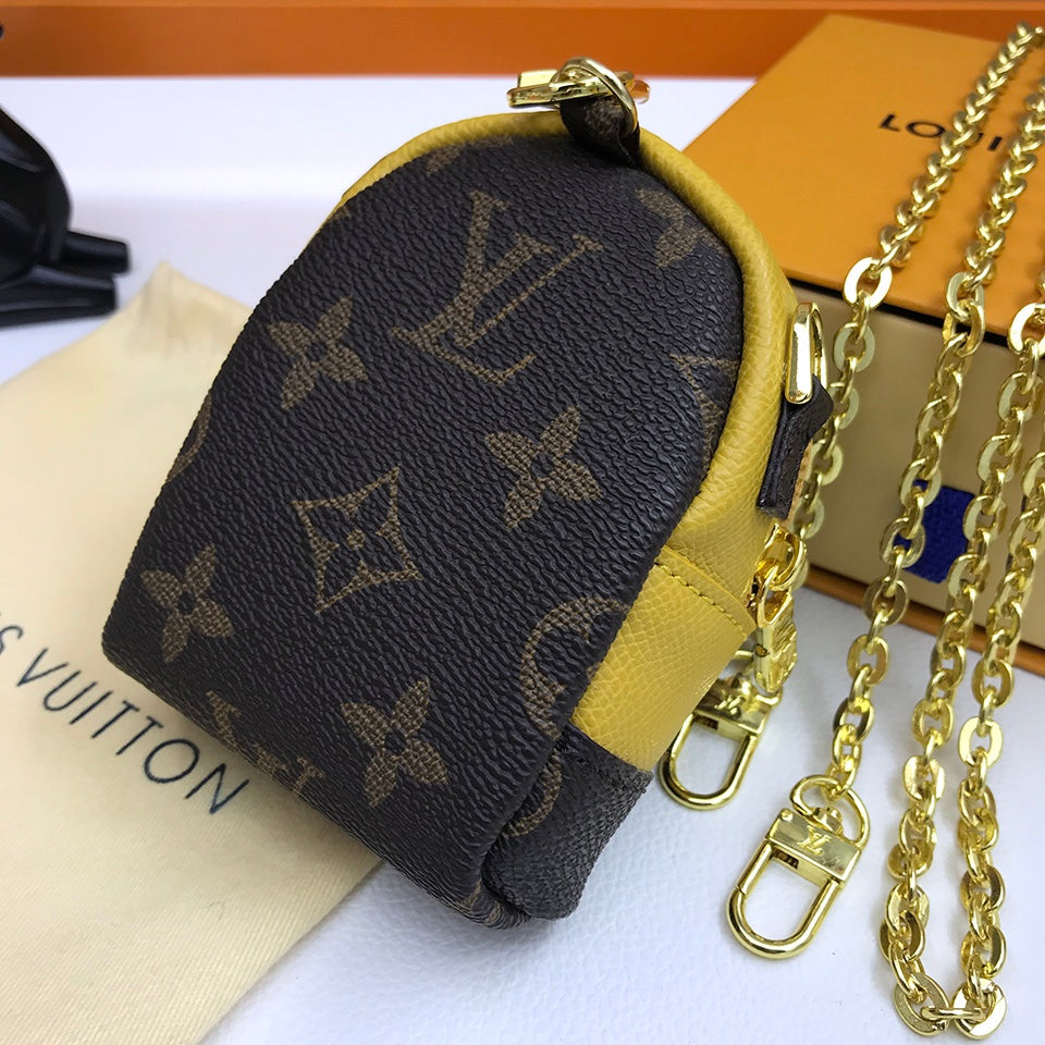 Anum Bags MO -Keychains LUV 062