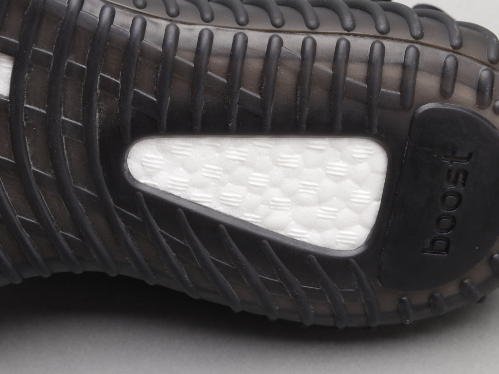 Ezyycart Bags Yzy 350 Black And Red Sneaker