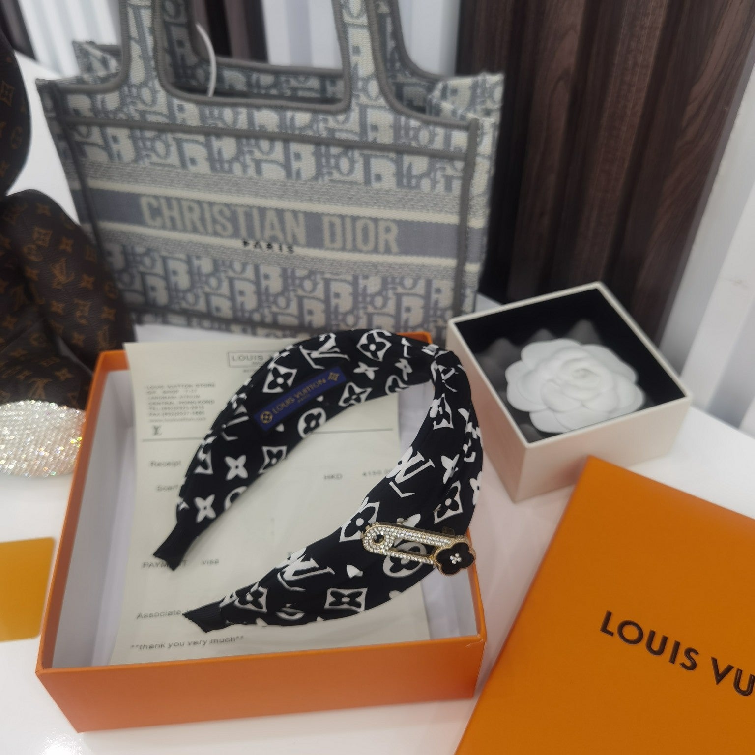 Anum Bags New Hair Band LUV 034