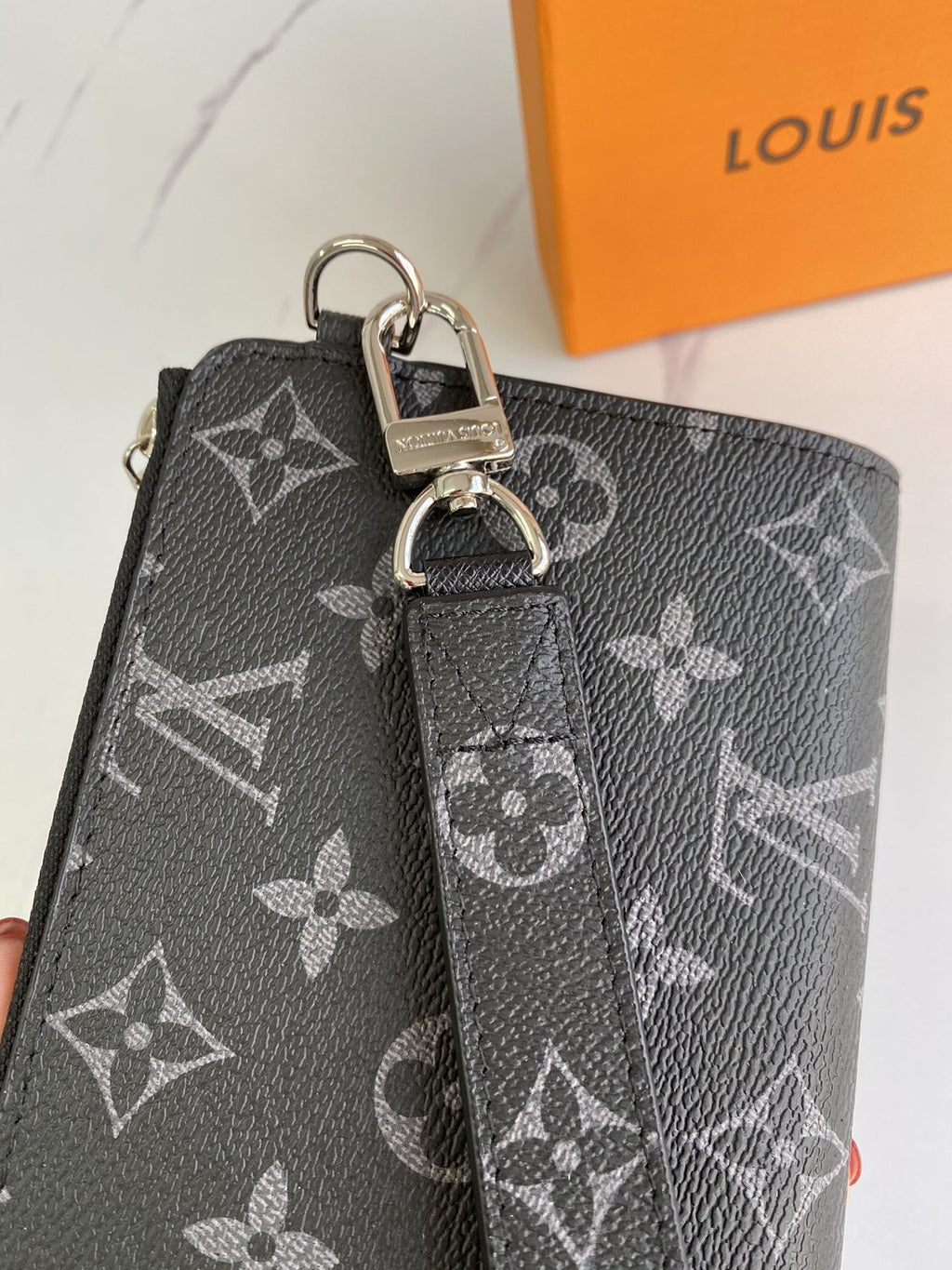 Ezyycart Bags Wallet LUV 084