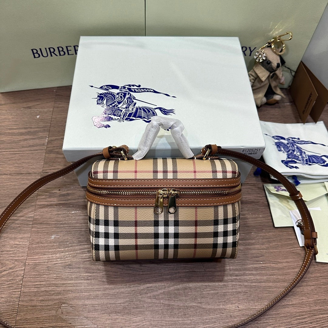 Ezyycart Bags - DESIGNER BAGS FOR WOMEN - AFFORDABLE LUXURY BAGS - 17163