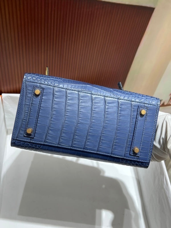 Anum Bags Bags - High-Quality Designer Products for You - AFFORDABLE LUXURY BAGS - 20498