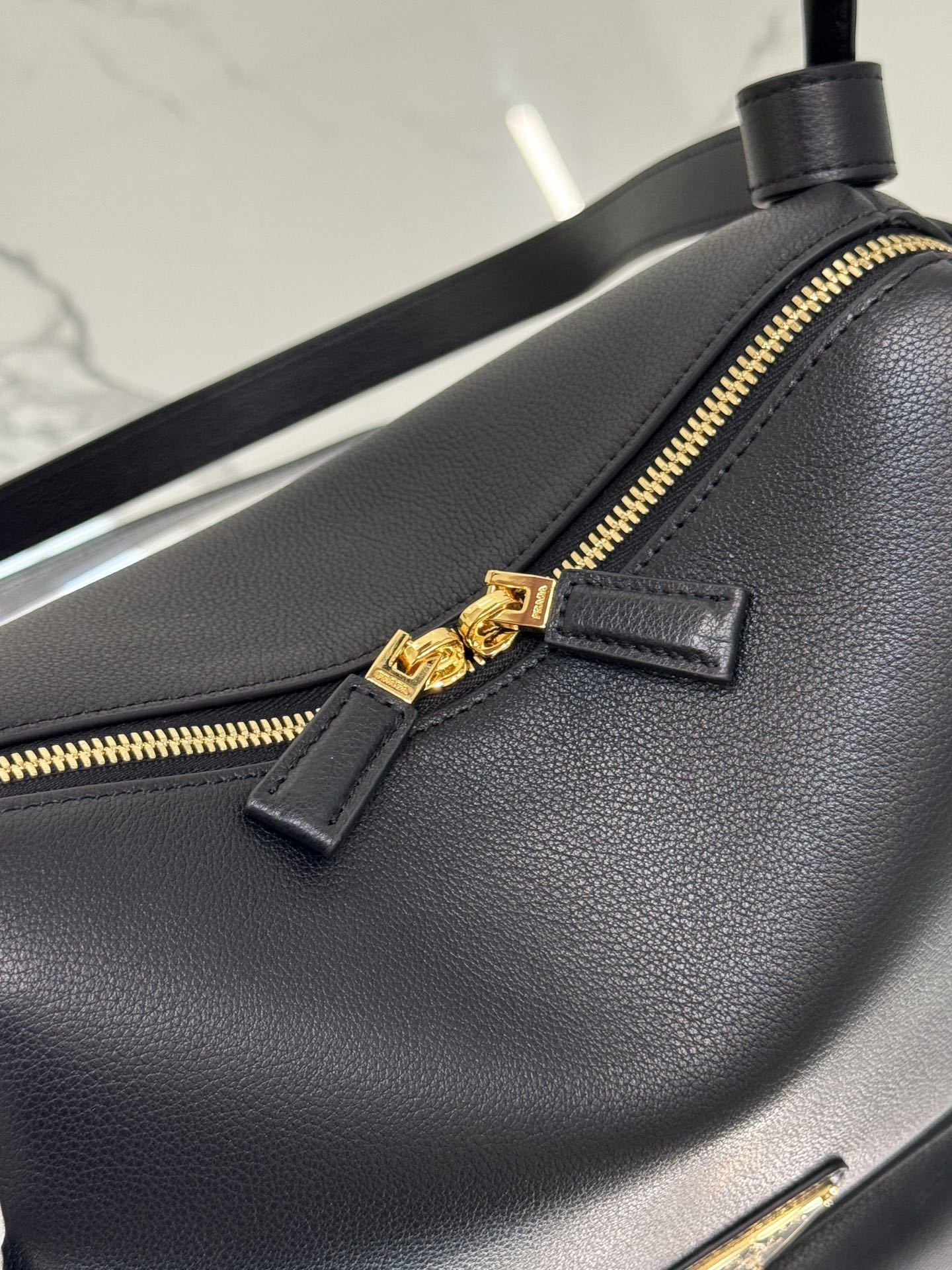 Ezyycart Bags - Best High-End Brands in One Place - AFFORDABLE LUXURY BAGS - 14020