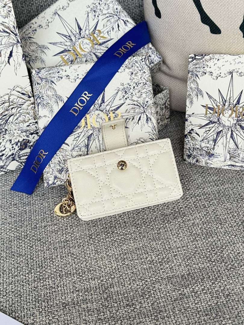 Ezyycart Bags - Best High-End Brands in One Place - AFFORDABLE LUXURY BAGS - 18908