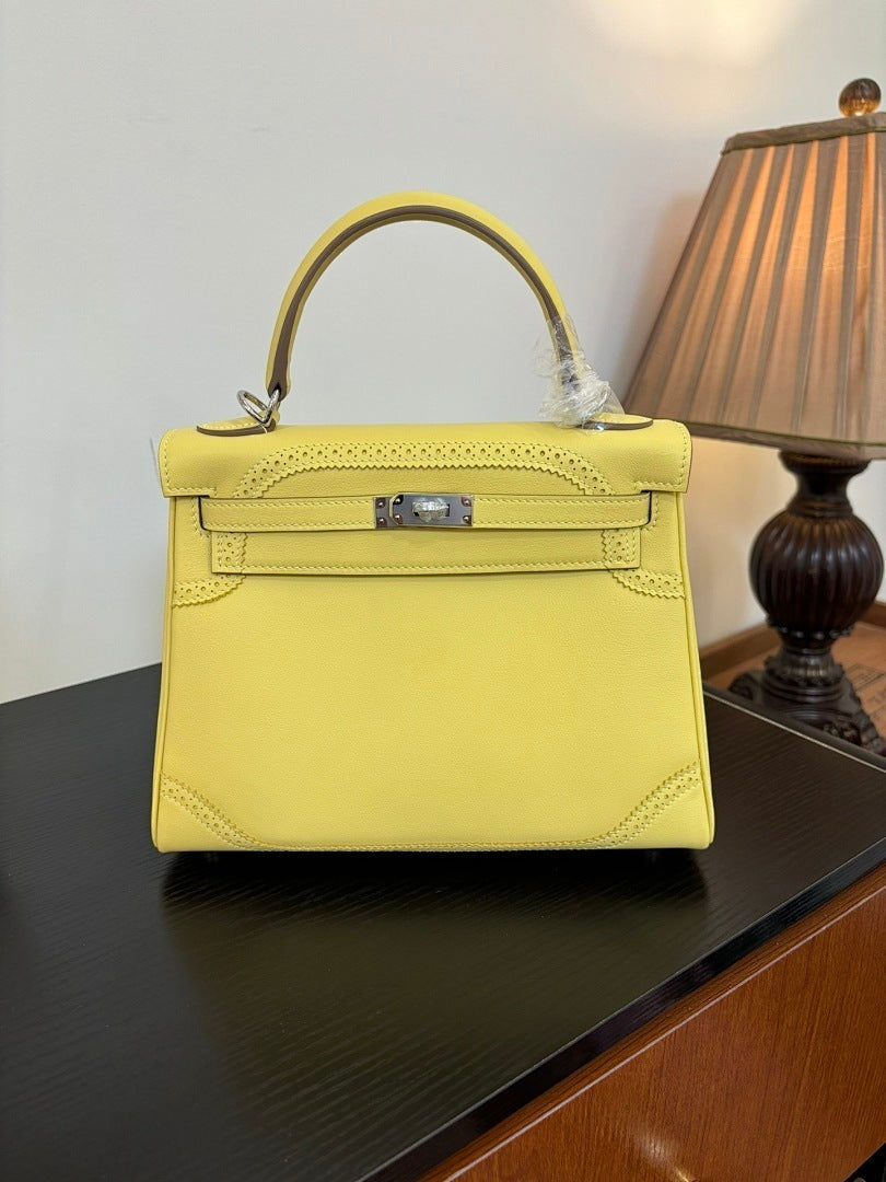 Anum Bags Bags - DESIGNER BAGS FOR WOMEN - AFFORDABLE LUXURY BAGS - 20551