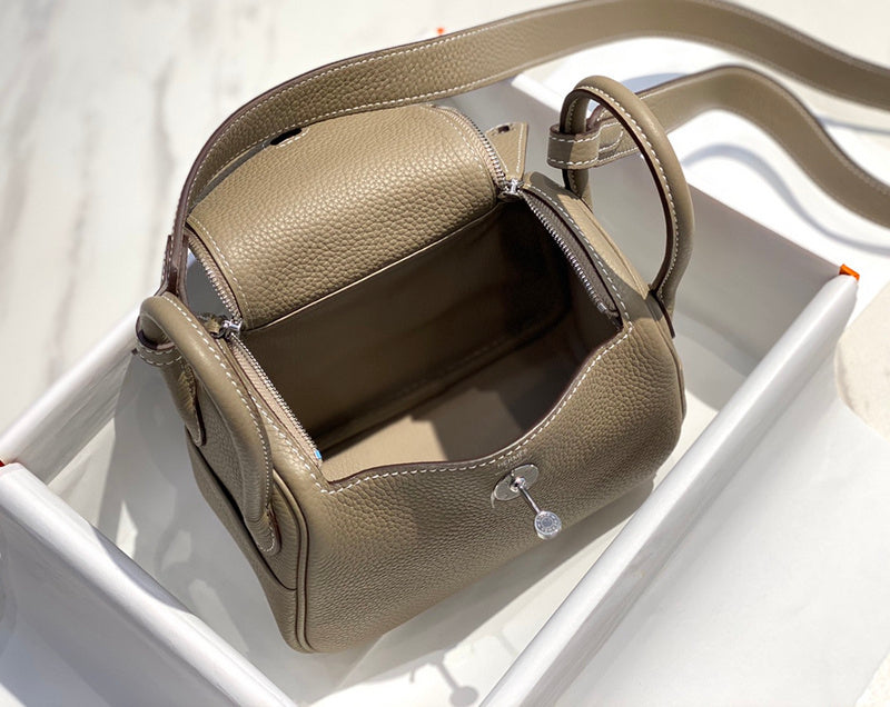 new-luxury-designer-bags-nm23467
