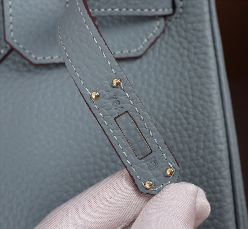 new-luxury-designer-bags-nm23606