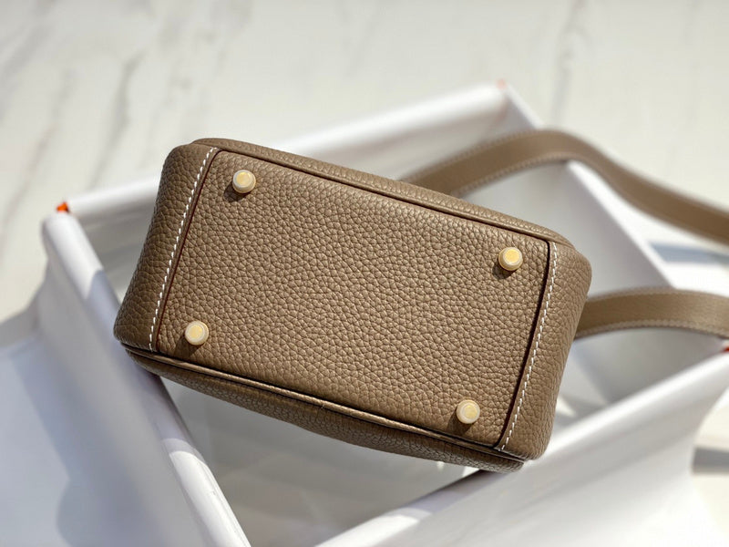 new-luxury-designer-bags-nm23723