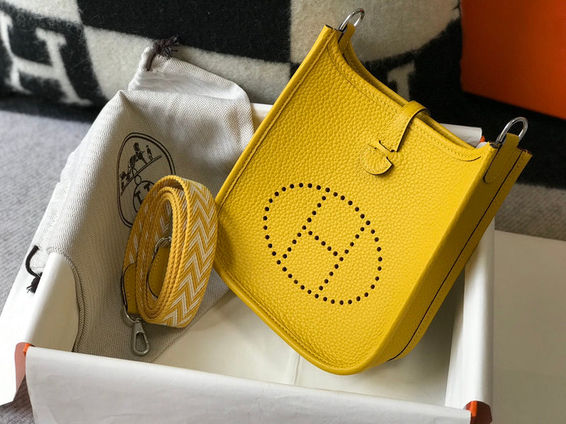 new-designer-premium-bags-nm23804