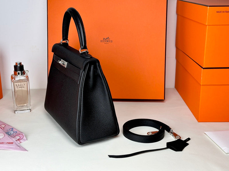 new-luxury-designer-bags-nm23979