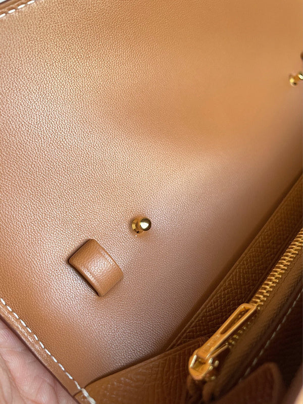 new-luxury-designer-bags-nm23389