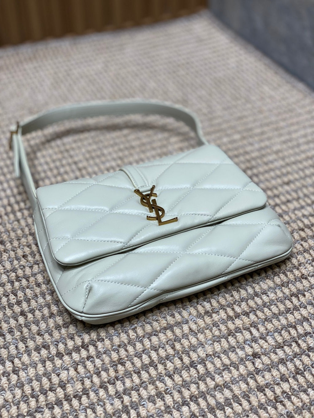 Ezyycart Bags - Best High-End Brands in One Place - AFFORDABLE LUXURY BAGS - 15040