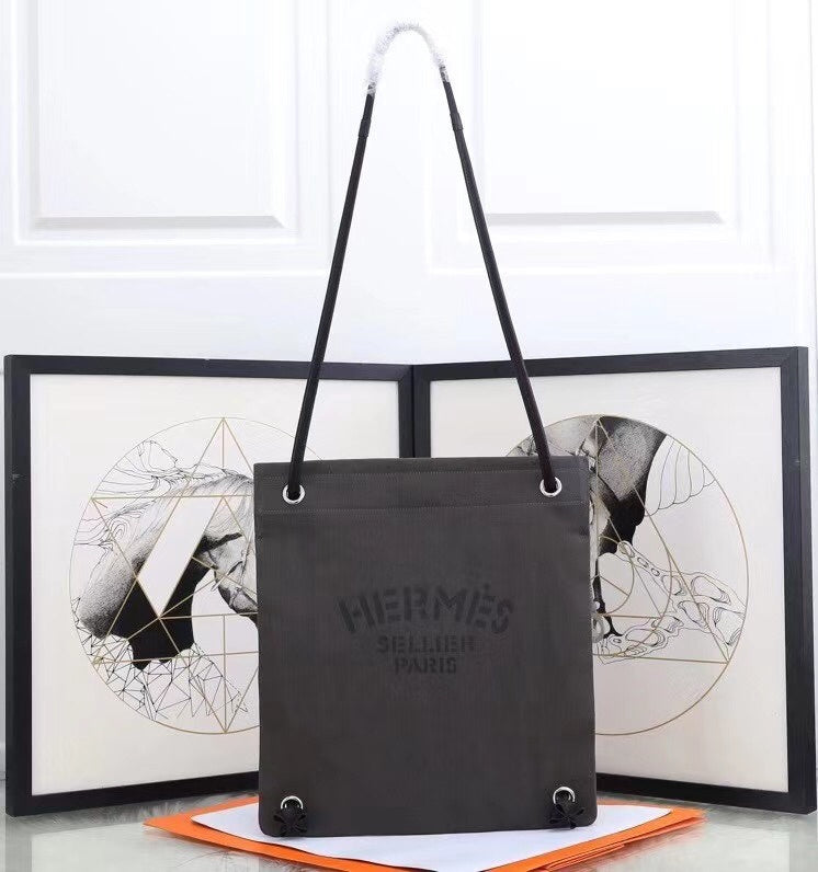new-luxury-designer-bags-nm23613