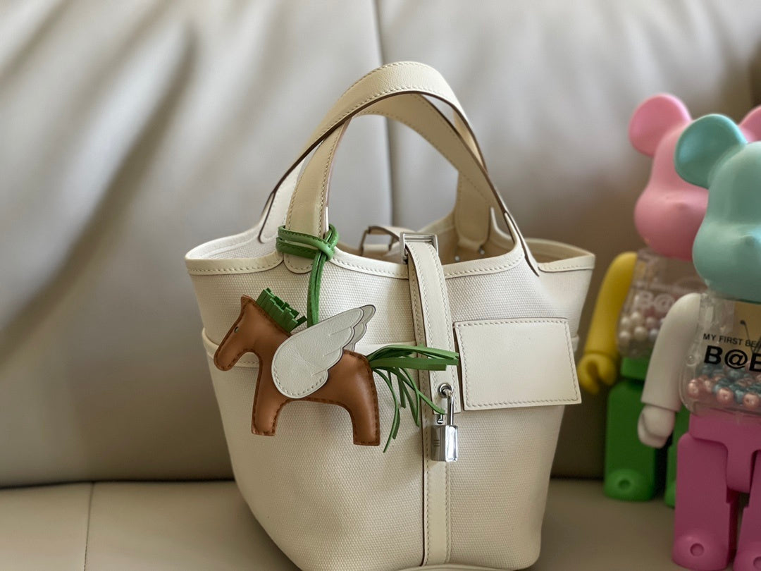 new-designer-premium-bags-nm23072