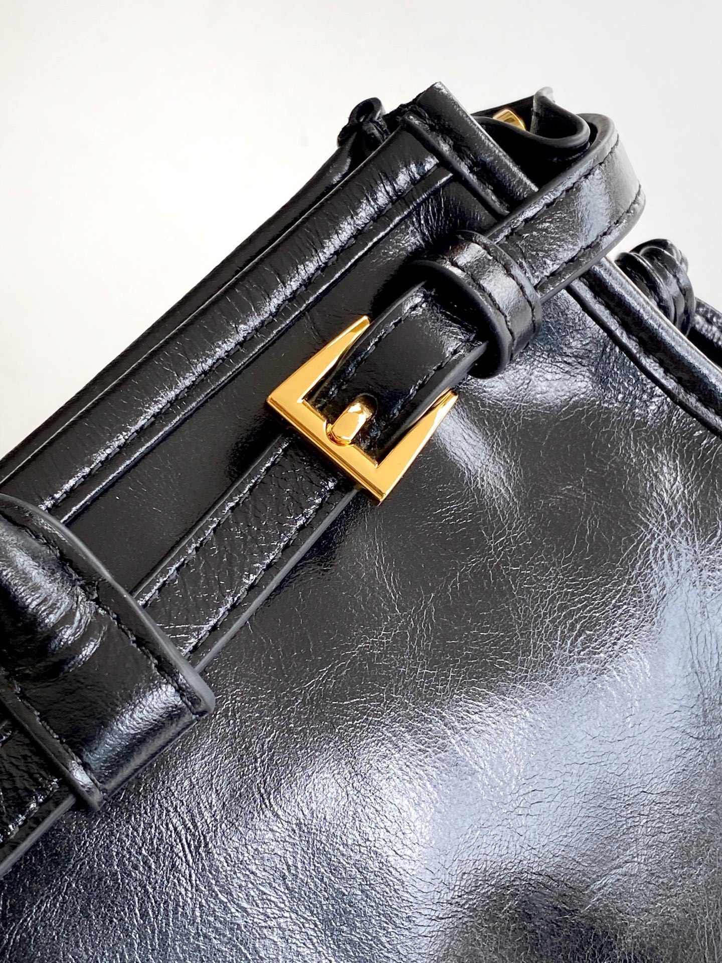 Ezyycart Bags - Best High-End Brands in One Place - AFFORDABLE LUXURY BAGS - 14156