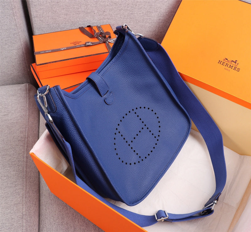 new-luxury-designer-bags-nm23715