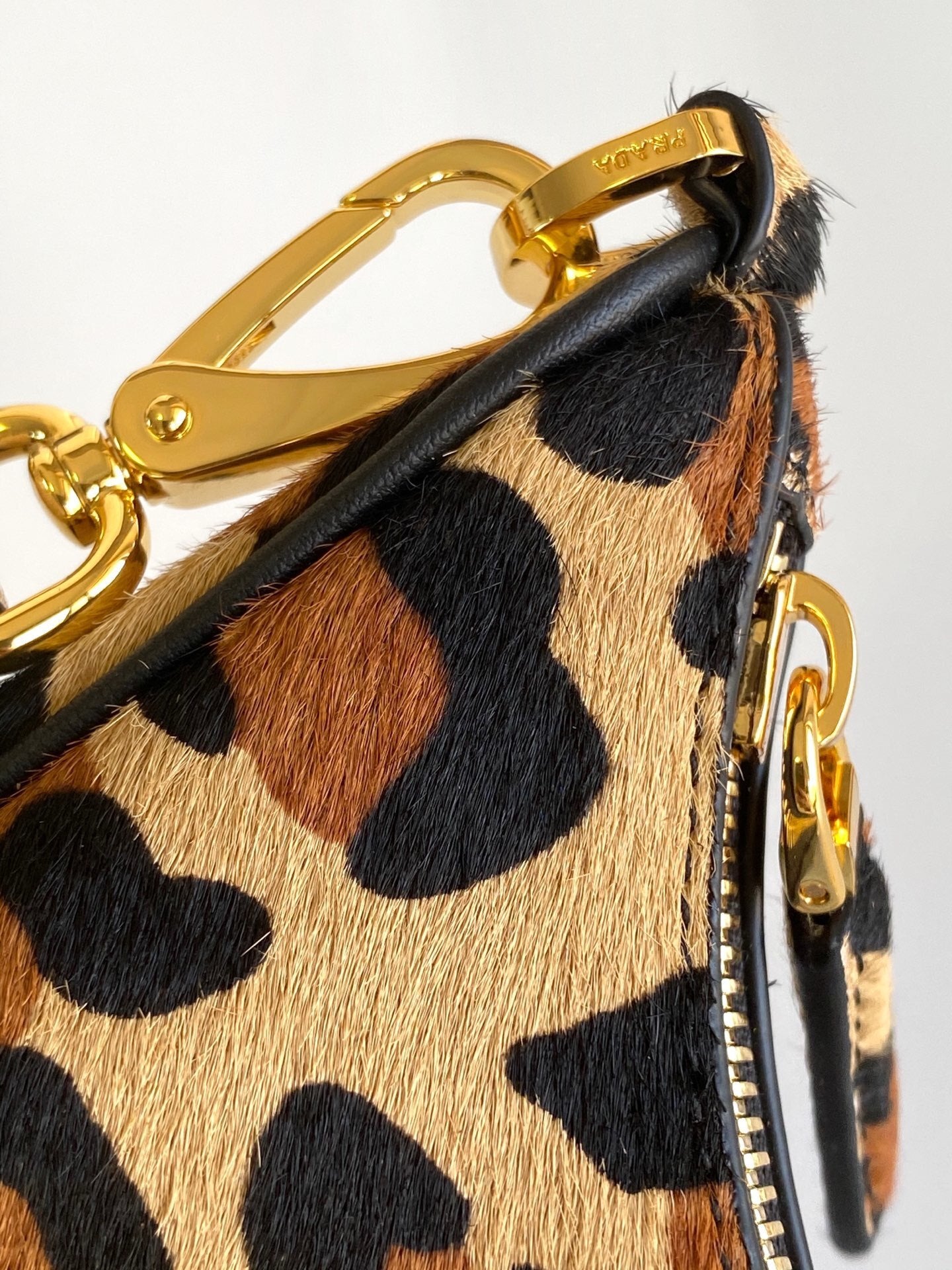 Ezyycart Bags - Best High-End Brands in One Place - AFFORDABLE LUXURY BAGS - 14216