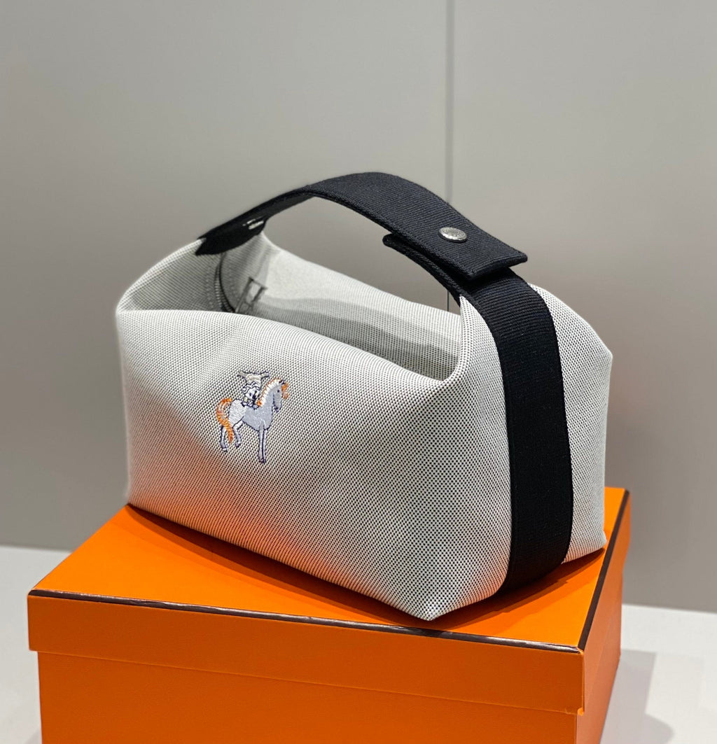 new-luxury-designer-bags-nm22990