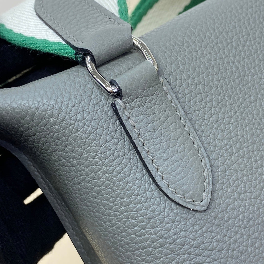 new-luxury-designer-bags-nm23340