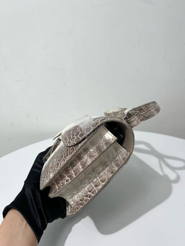 new-luxury-designer-bags-nm23448