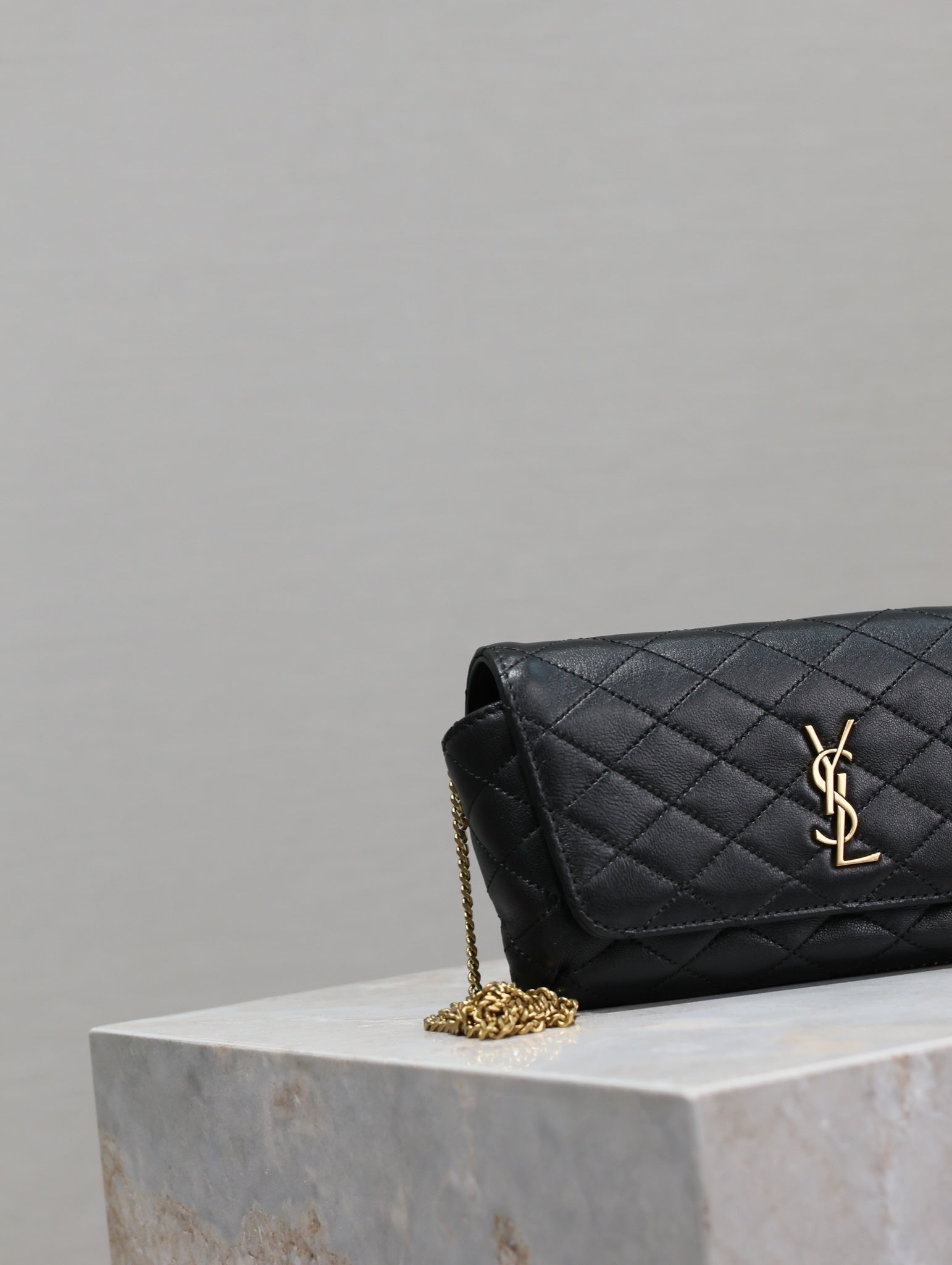 Ezyycart Bags - Premium Luxury Goods and Accessories - AFFORDABLE LUXURY BAGS - 6010