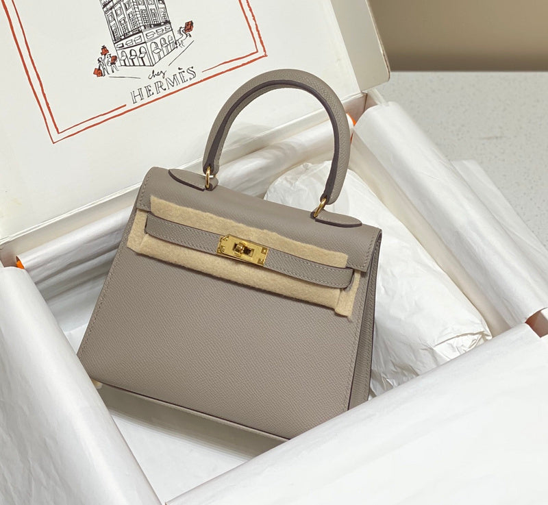 new-luxury-designer-bags-nm23779