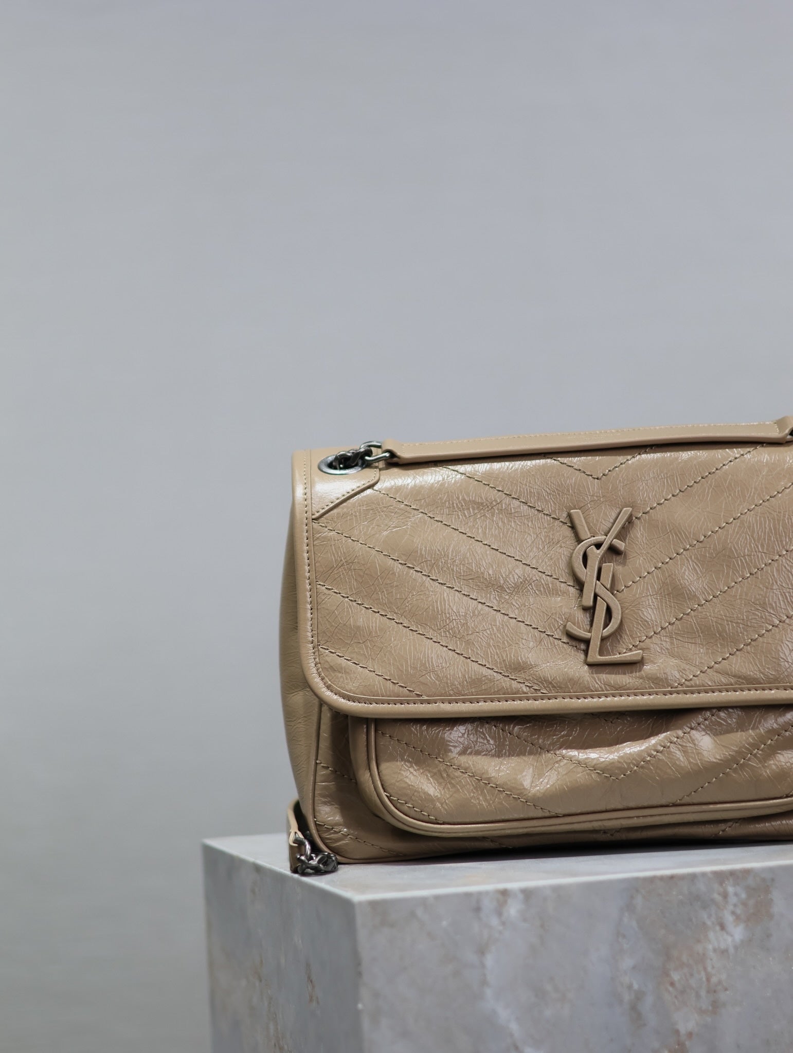 Ezyycart Bags - Premium Luxury Goods and Accessories - AFFORDABLE LUXURY BAGS - 5990