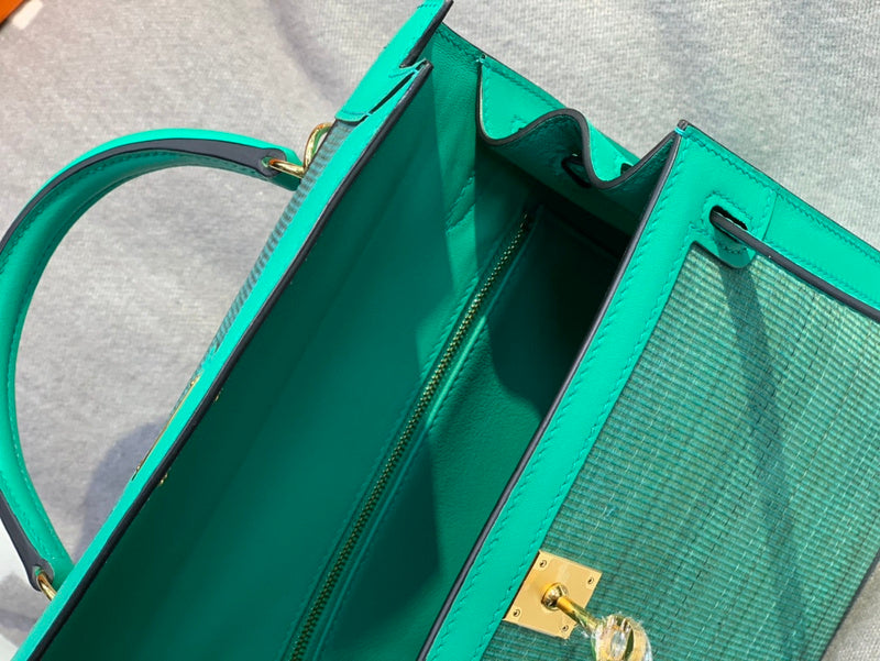 new-luxury-designer-bags-nm23921