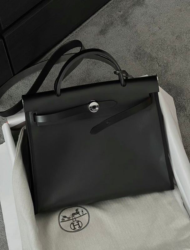 new-luxury-designer-bags-nm23377