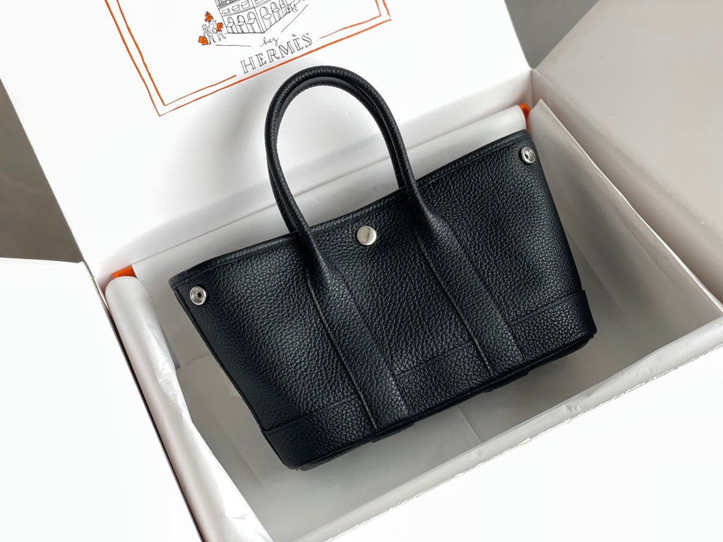 new-luxury-designer-bags-nm22935