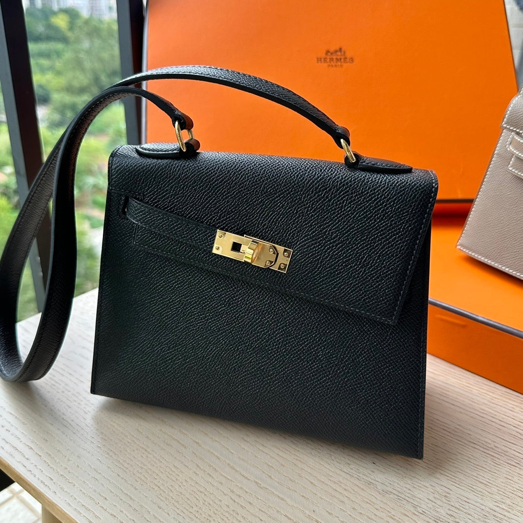 new-luxury-designer-bags-nm22989