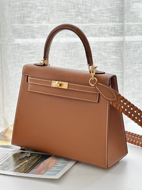 new-luxury-designer-bags-nm23375