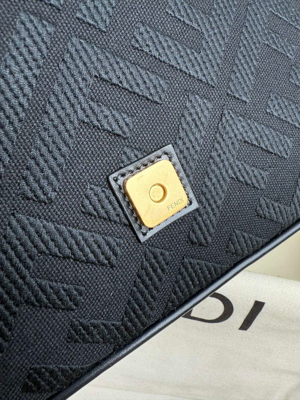 Ezyycart Bags - Best High-End Brands in One Place - AFFORDABLE LUXURY BAGS - 19104