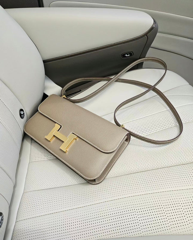 new-luxury-designer-bags-nm23387