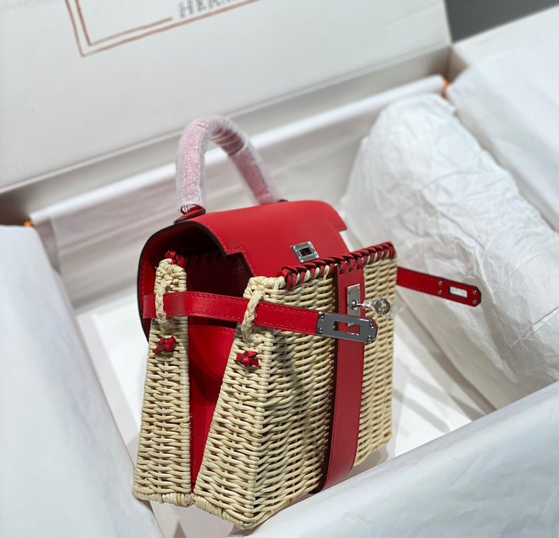 new-luxury-designer-bags-nm23493