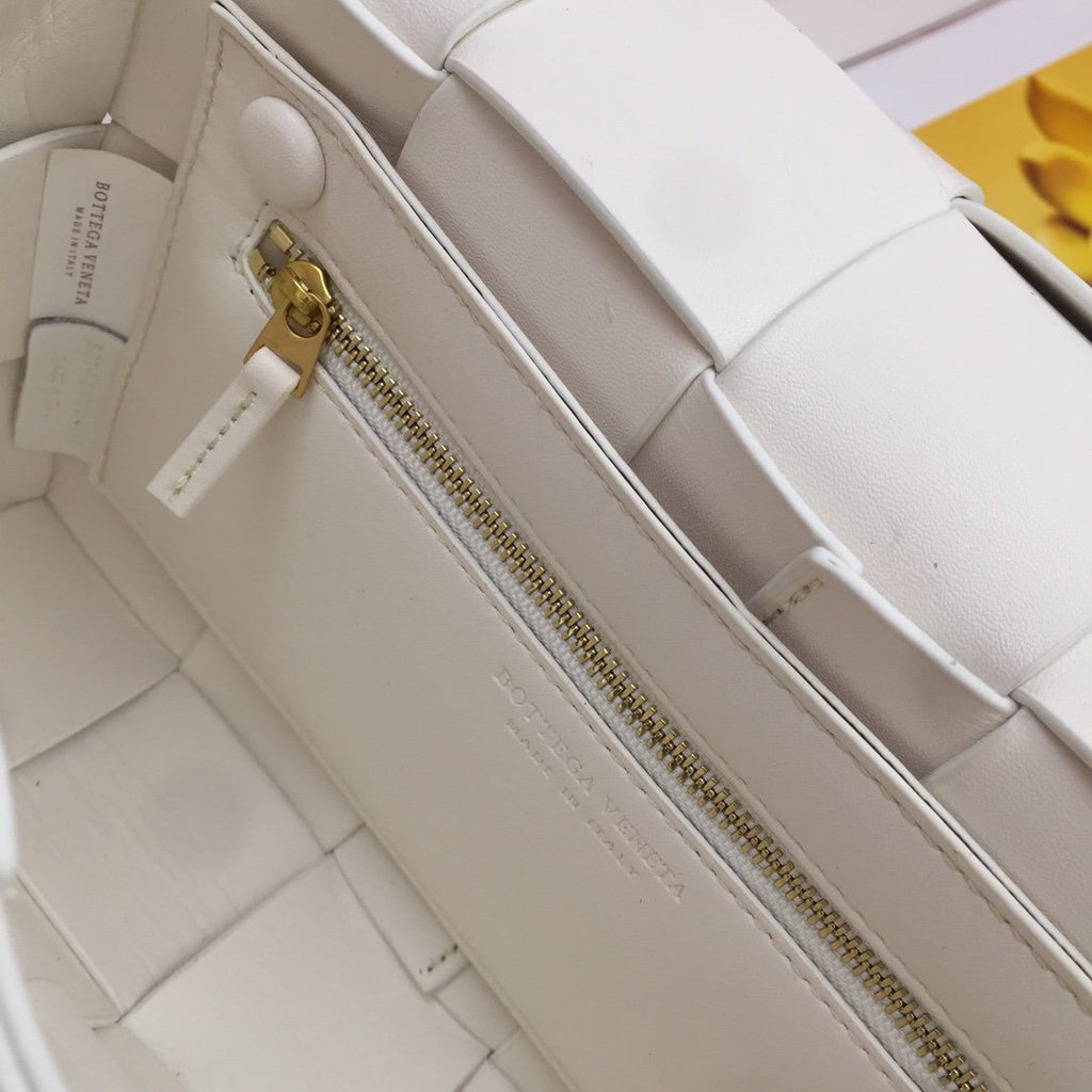 Ezyycart Bags - High-Quality Designer Products for You - AFFORDABLE LUXURY BAGS - 17170