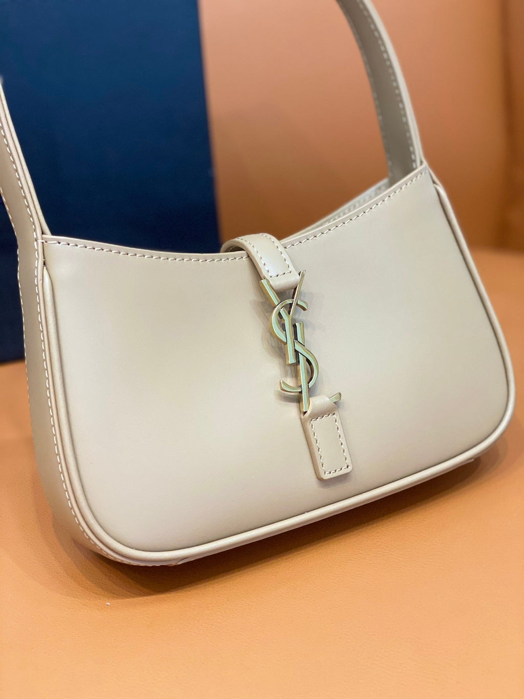 Ezyycart Bags - Premium Luxury Goods and Accessories - AFFORDABLE LUXURY BAGS - 15105
