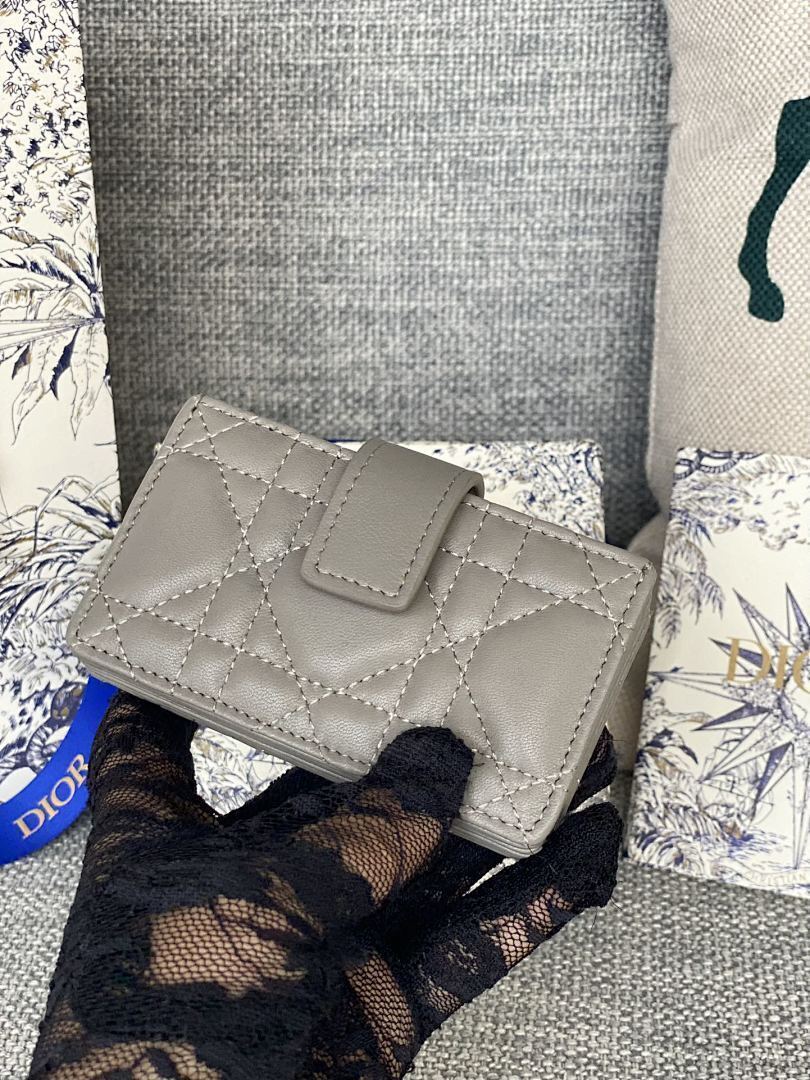 Ezyycart Bags - Best High-End Brands in One Place - AFFORDABLE LUXURY BAGS - 19020