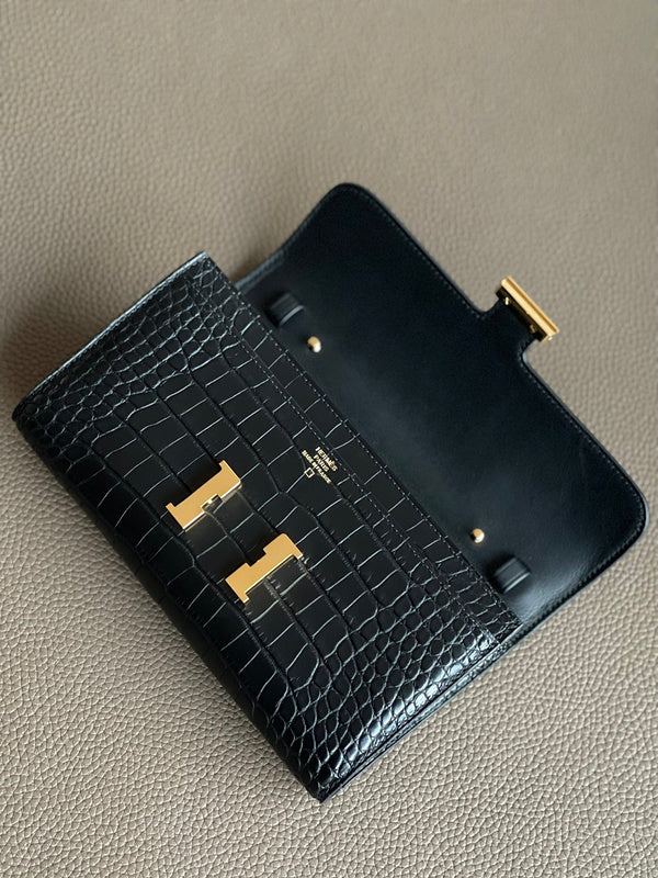 new-luxury-designer-bags-nm23459