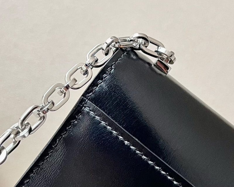 new-luxury-designer-bags-nm23808